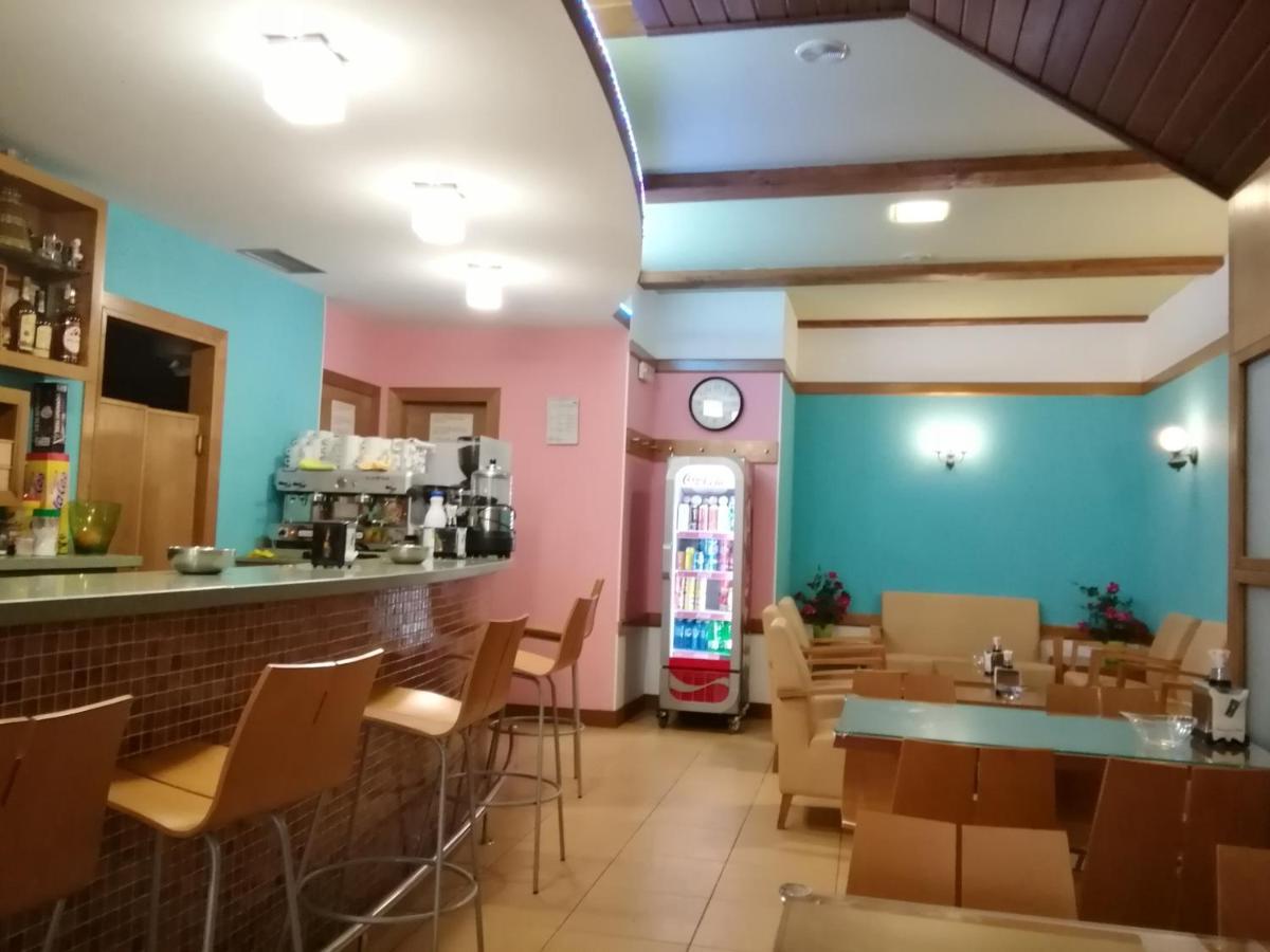 Pico Sacro I Hostal-Pension Santiago De Compostela Exteriör bild