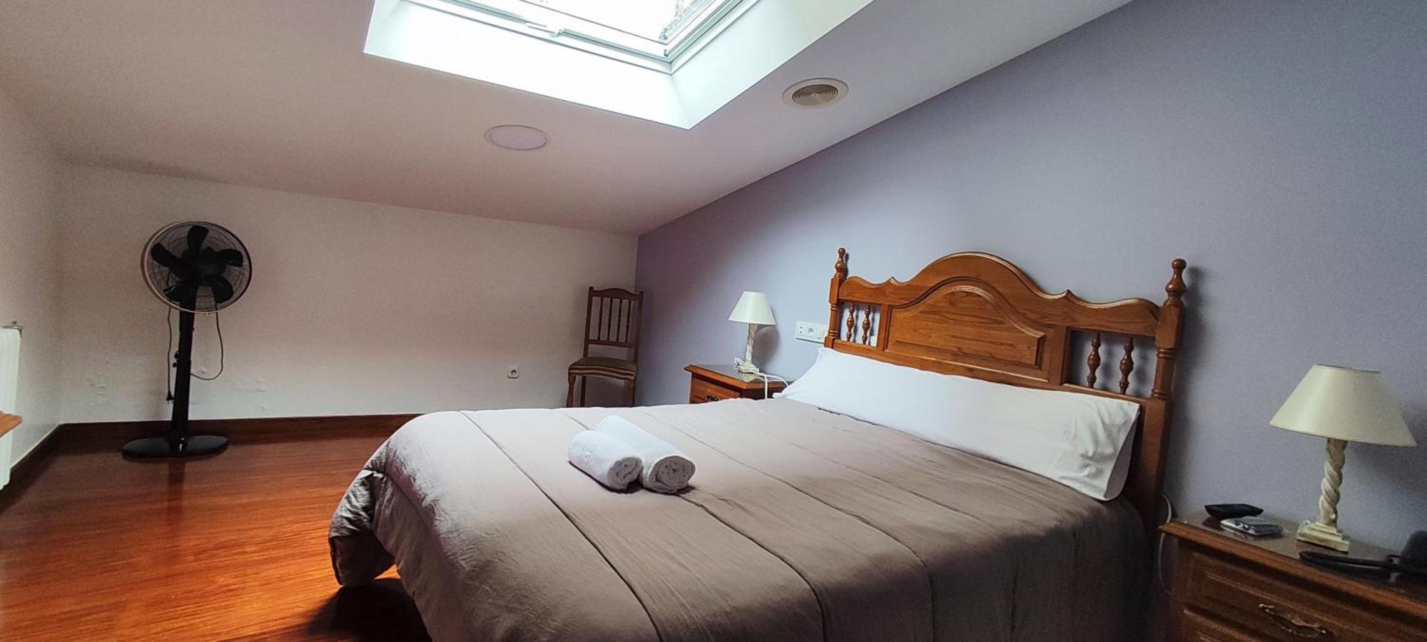 Pico Sacro I Hostal-Pension Santiago De Compostela Rum bild
