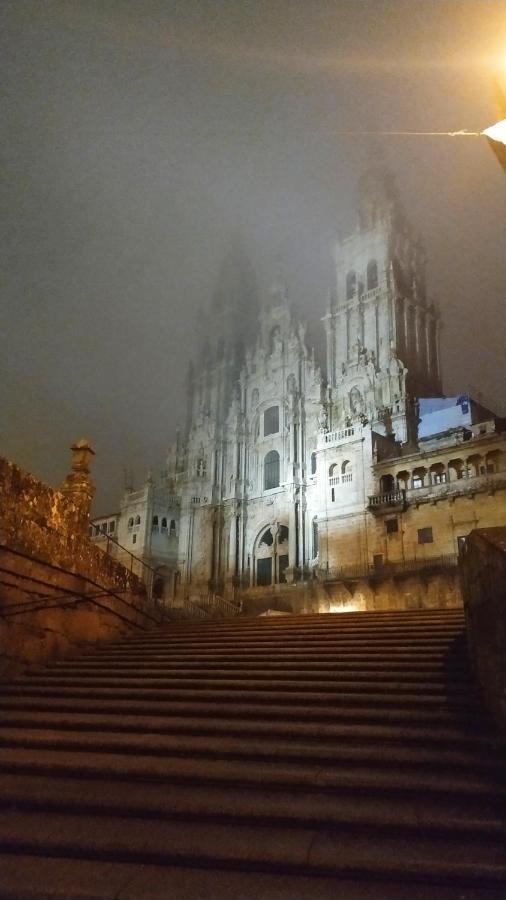 Pico Sacro I Hostal-Pension Santiago De Compostela Exteriör bild